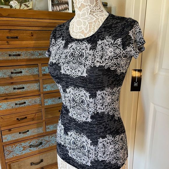 INC XS Twilight Blue Stud Burnout Top NWT - Picture 5 of 11